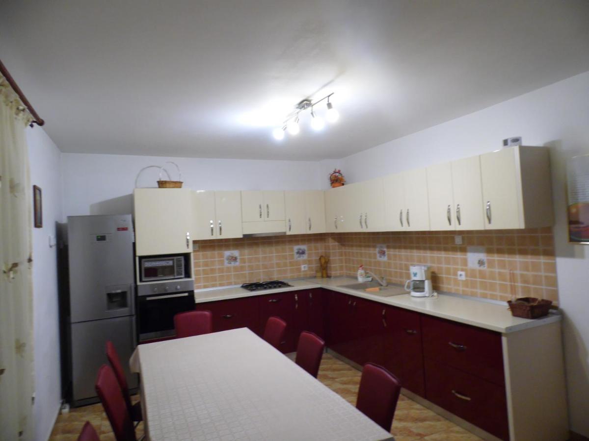 Vilman House Hotell Rîşnov Eksteriør bilde