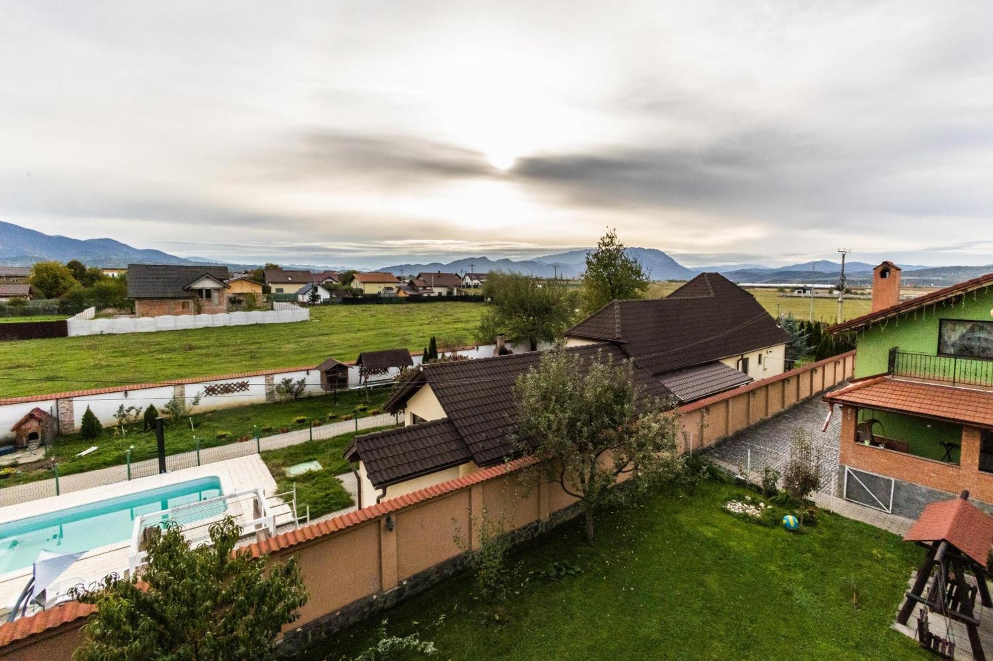 Vilman House Hotell Rîşnov Eksteriør bilde